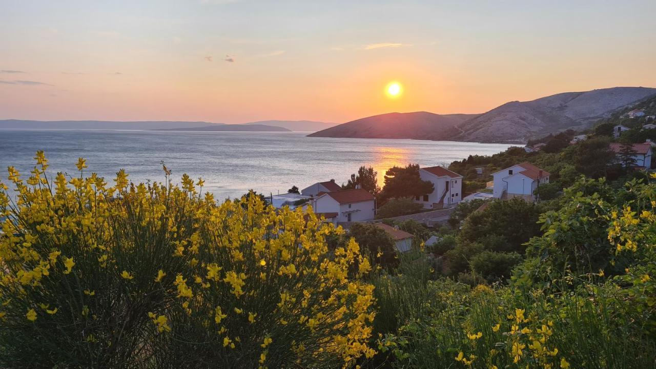 Studio Apartman Stara Baska Stara Baška Exterior foto