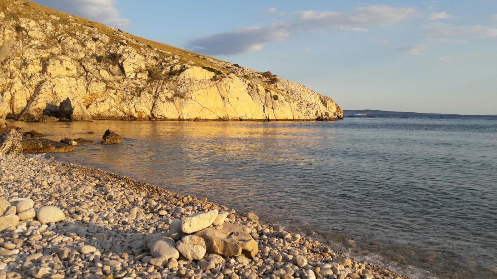 Studio Apartman Stara Baska Stara Baška Exterior foto